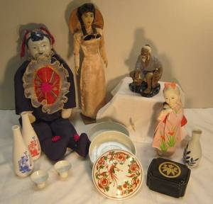 lot 123 image: Lot of Assorted Asian Memorabilia