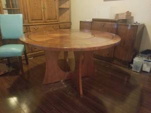 lot 191 image: Furniture