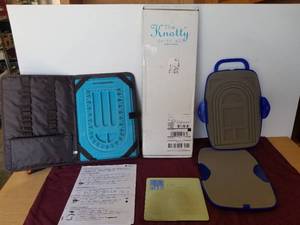 lot 32 image: Jewelry making supplies