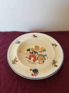 lot 54 image: Vintage childrens bowl