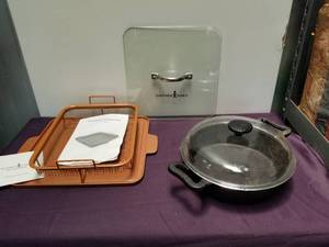 lot 115 image: KITCHEN ITEMS
