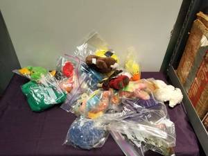 lot 117 image: Beanie babies lot