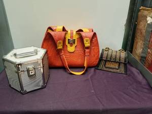 lot 150 image: Purses