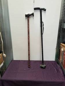 lot 156 image: Walking canes