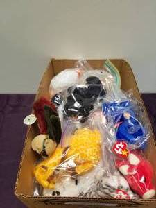 lot 155 image: Beanie babies lot