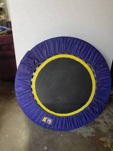 lot 85 image: Trampoline