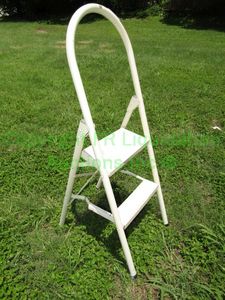 lot 14 image: Folding step ladder