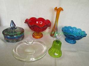 lot 12 image: Carnival glass and other hand blown and molded glassware including a Czechoslovakian Bohemian crystal bell