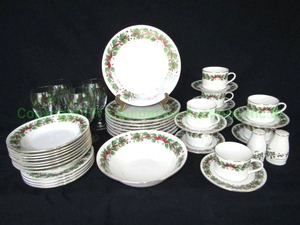 lot 31 image: Sango Christmas Holly 8415 pattern china serving ware set