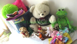 lot 204 image: 23 gallon multi-use tub and assorted stuffed animals