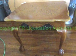lot 281 image: Oak accent table with claw foot cabriole legs