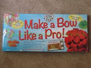 lot 58 image: Make a bow like a pro ribbon bow maker kit