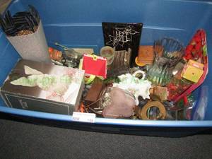 lot 144 image: Assorted home decor plus as shown
