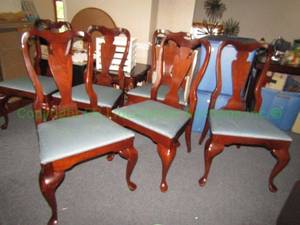 lot 148 image: Tennessee chair company dining chair set of 6 (Bid is times the quantity) matches lot 162