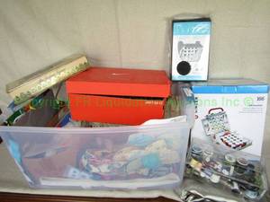 lot 68 image: Assorted sewing notions as shown