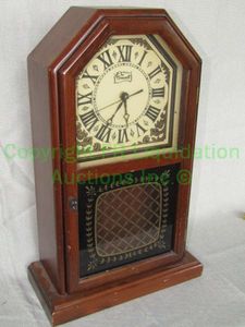 lot 84 image: Cornwell classics mantle clock