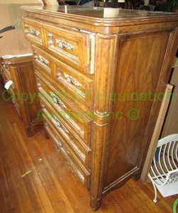 lot 77 image: Drexel chest of drawers solid oak wood, Matches lot 76