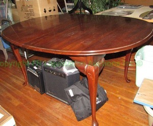 lot 162 image: Solid cherry dining table with two leaves, matches lot 148