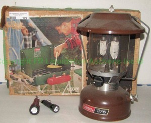lot 122 image: Vintage Coleman gas lantern, campstove and mini flashlights