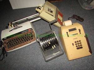 lot 142 image: Vintage Paymaster check printing machine, Victor calculating machine and more as shown