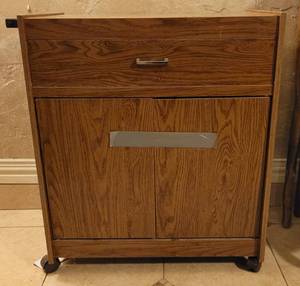 lot 16 image: Small Microwave Table as shown.