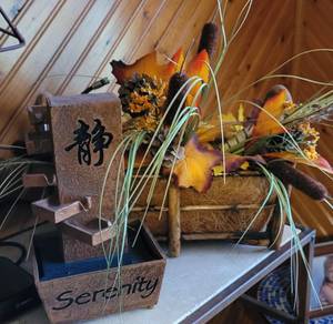 lot 38 image: Lot of Fall Home Decor as shown.