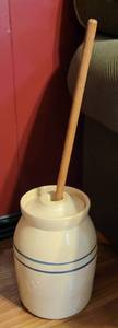 lot 43 image: Vintage butter churn crock as shown. Check it out