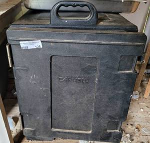 lot 128 image: Carlisle insulated food carrier in condition shown.