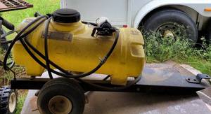 lot 176 image: John Deere 15 Gallon Sprayer as shown.