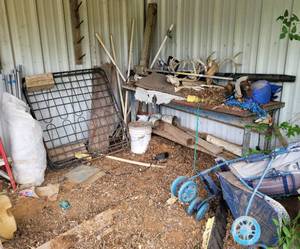lot 181 image: Large Lot of Assorted Items as shown.