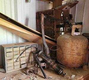 lot 264 image: Lot of Propane Tank, Heaters, and more as shown.