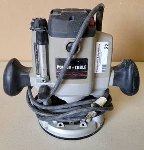 lot 22 image: PORTER CABLE VARIABLE SPEED PLUNGE ROUTER MODEL 7529 AS SHOWN.