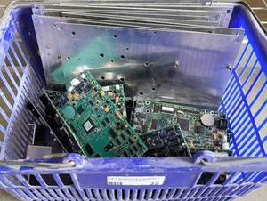 lot 35 image: LOT OF COMPUTER PARTS AS SHOWN.