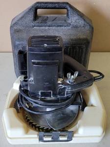 lot 44 image: CRAIN 800 - 6 12 SUPER SAW WITH STORAGECARRYING CASE AS SHOWN.