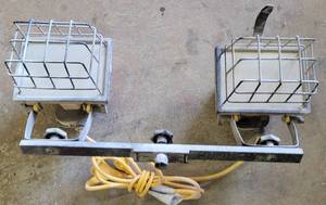 lot 63 image: HALOGEN WORK LIGHTS MODEL QH-521BY AS SHOWN.