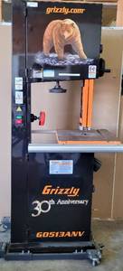 lot 76 image: GRIZZLY INDUSTRIAL 30TH ANNIVERSARY EDITION 17 BANDSAW MODEL G0513ANV AS SHOWN. CHECK IT OUT