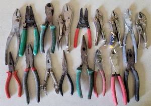 lot 93 image: LOT OF 17 ASSORTED PLIERS IN VARIOUS STYLES AS SHOWN. (YOUR BID X 17)