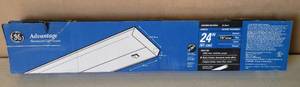 lot 105 image: GENERAL ELECTRIC 24 INCH FLUORESCENT LIGHT FIXTURE AS SHOWN.