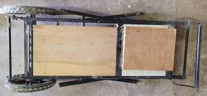 lot 140 image: DELTA KICKSTAND PORTABLE WORK FOLD-UP STAND AS SHOWN.