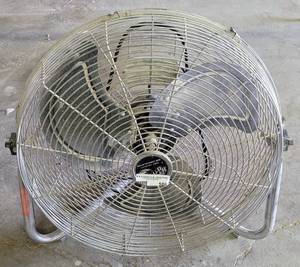 lot 166 image: HAMPTON BAY HIGH VELOCITY FAN MODEL HV-20 AS SHOWN.