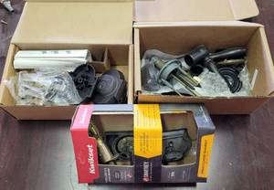 lot 250 image: LOT OF DEADBOLTS IN BOXES AS SHOWN.