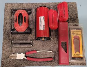 lot 293 image: FASTCAP SPEED ROLLER KIT FOR SPEEDTAPE AND FASTEDGE AS SHOWN.