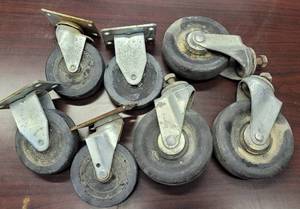 lot 394 image: CASTERS IN VARIOUS SIZES AS SHOWN.
