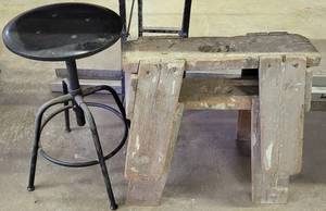 lot 399 image: VINTAGE STOOL PLUS SHOP MADE STANDS  SAW HORSES AS SHOWN.