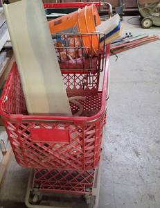 lot 405 image: SHOPPING CART WITH CONTENTS AS SHOWN.