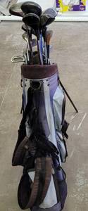 lot 415 image: GOLF CLUBS WITH BAG AS SHOWN.