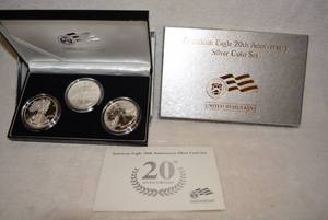 lot 390 image: American Eagle 20th Anniversary Silver Coin Set