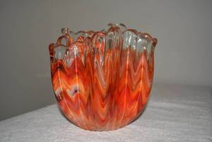 lot 65 image: Ribbon Glass Vase