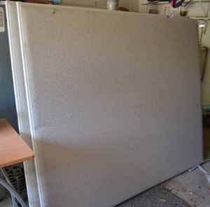 lot 112 image: Hon Office Dividers Model HBV-P6060, various sizes