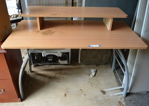 lot 113 image: 2 Tier Desk, Laminate Top, Metal Base